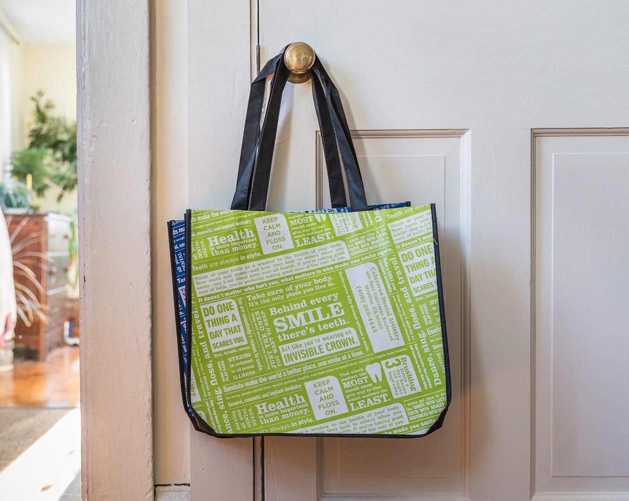 Lululemon NEW Reusable Tote Bag  Reusable tote bags, Bags, Tote bag